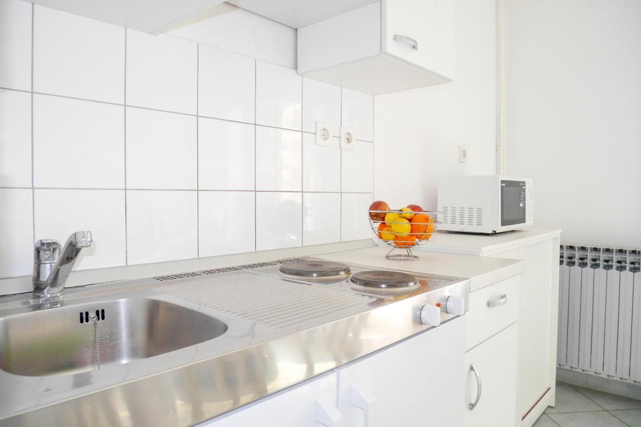 Apartments Beach Dugi Rat Exterior foto