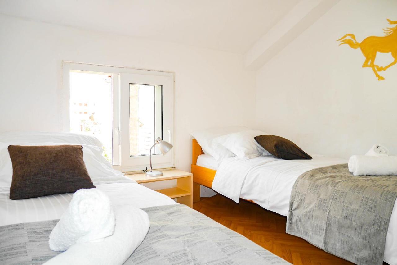 Apartments Beach Dugi Rat Exterior foto